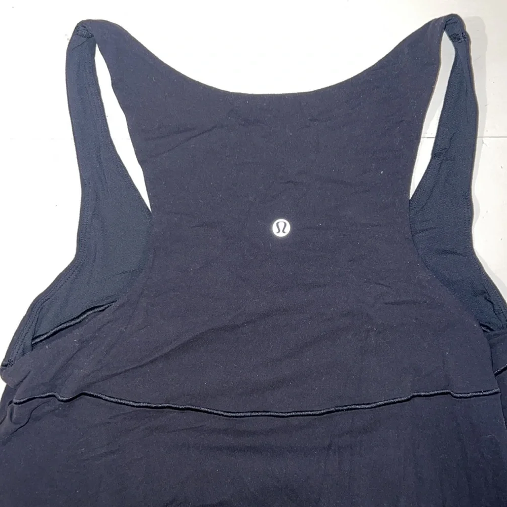 Lululemon black tank - Picture 3 of 5